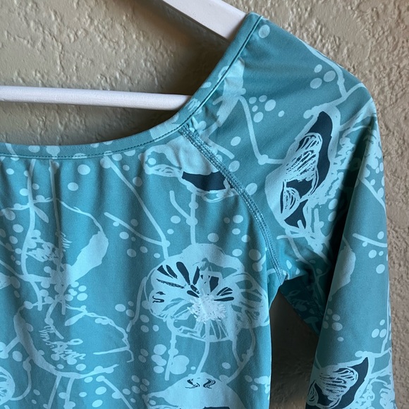 Lululemon EUC Align top - Picture 3 of 8